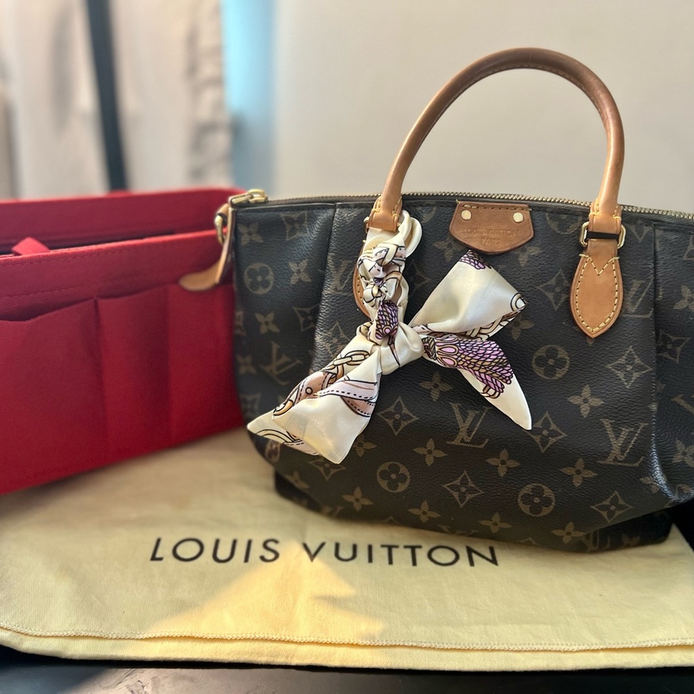 Authentic Louis Vuitton Monogram Turenne PM